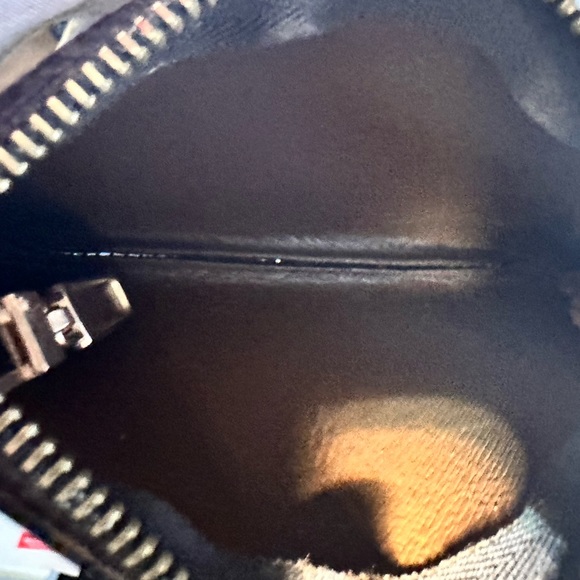 Louis Vuitton Monogram PochetteCles Wallet Coin Purse - Picture 9 of 10